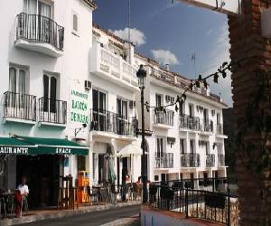 Hoteles en Maro - Apartamentos Balcón de Maro