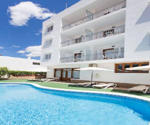 Hoteles en Es Cana - Apartamentos Sofía Playa Ibiza