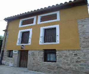 Hoteles en Linares de Riofrío - Casa Rural Jim Morrison