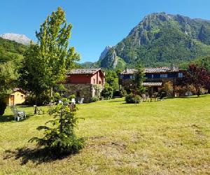 Hoteles en Bárzana - Casas rurales Valle de Bueida