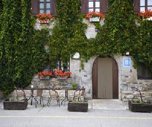 Hoteles en Burgui - Hostal Almadiero