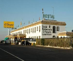 Hoteles en Guadalema de los Quinteros - OYO Hostal El Paisano