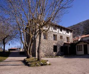 Hoteles en Azarrulla - La Antigua Ferreria