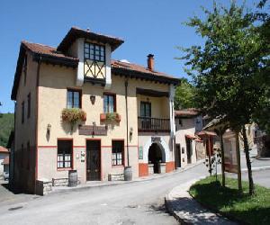 Hoteles en Pola de Laviana - La Casona De Entralgo