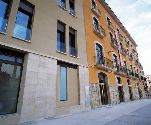 Hoteles en Manresa - Urbi Apartments