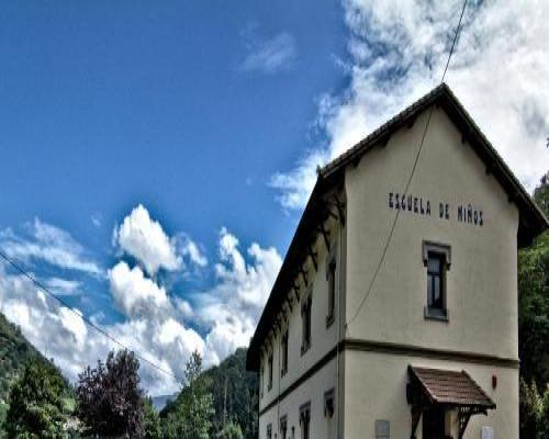 Albergue Juvenil de Bustiello - Bustiello