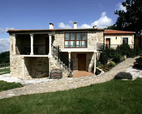 Casa da Botica - Os Casares