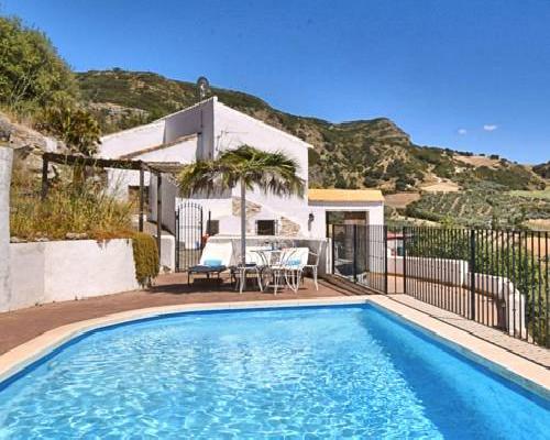Cozy Cottage in Los Nogales with Swimming Pool - La Joya