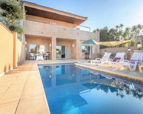 Modern Villa with Private Pool in Empuriabrava Spain - Empuriabrava