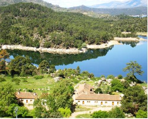 Núcleo de Turismo Rural Valle de Iruelas - Las Cruceras